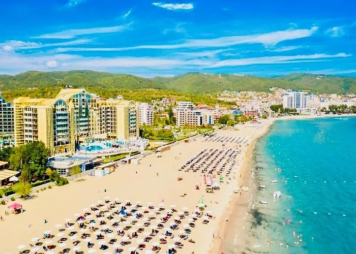 Cozy Mood Two-bed Flat In Sunny